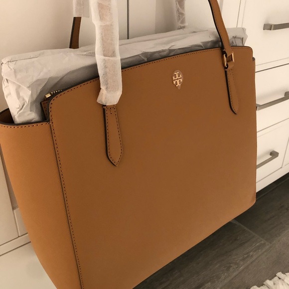 Tory Burch Handbags - Tory Burch Large Emerson Top ZIP Tote